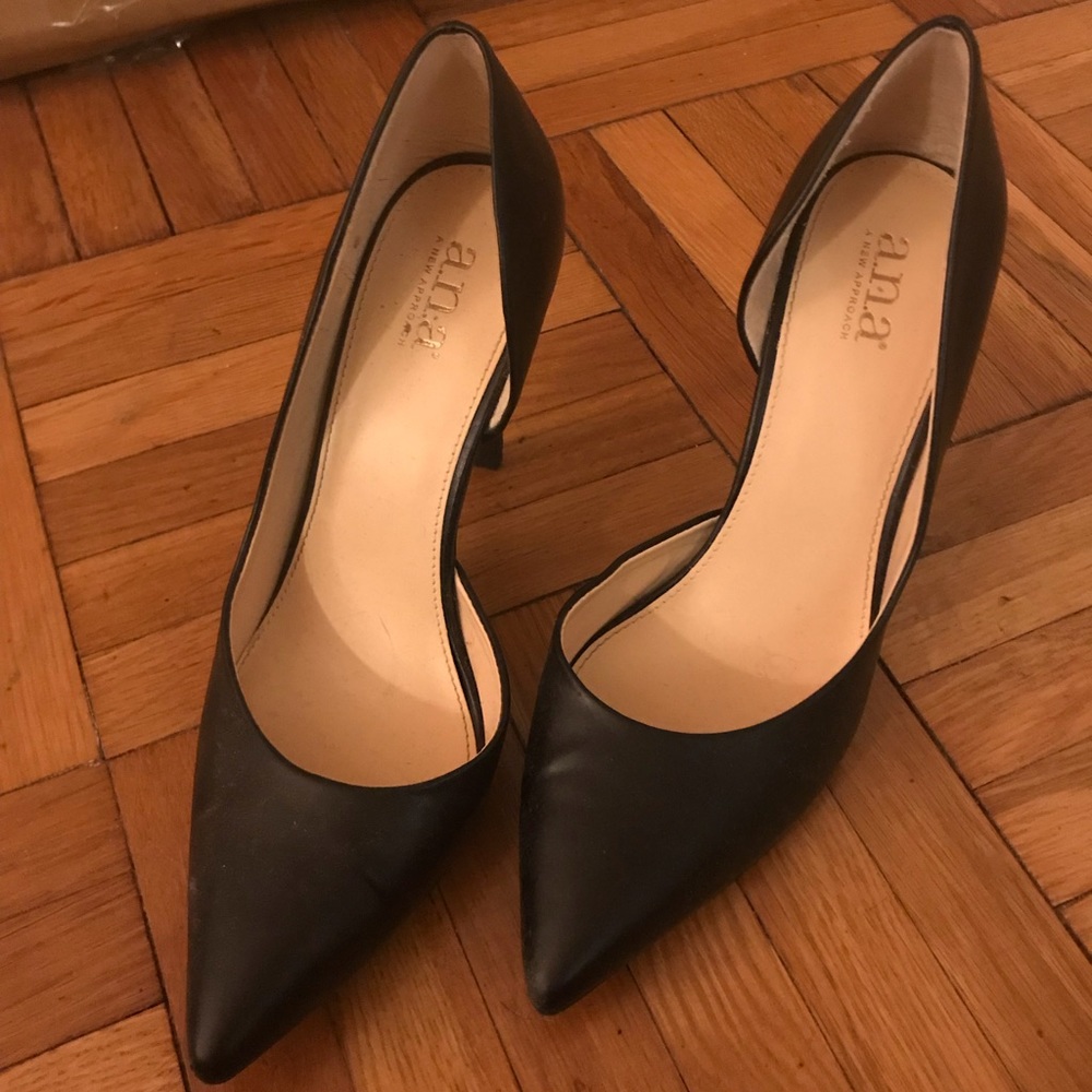 Black Pump Heels